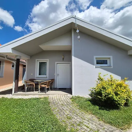 Bungalow Paradies - Naehe Sonnentherme Lutzmannsburg Exterior photo