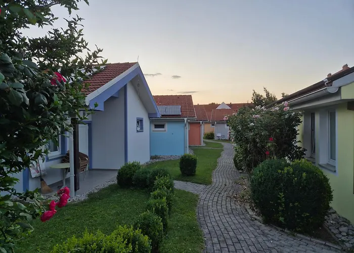 Bungalow Paradies - Naehe Sonnentherme