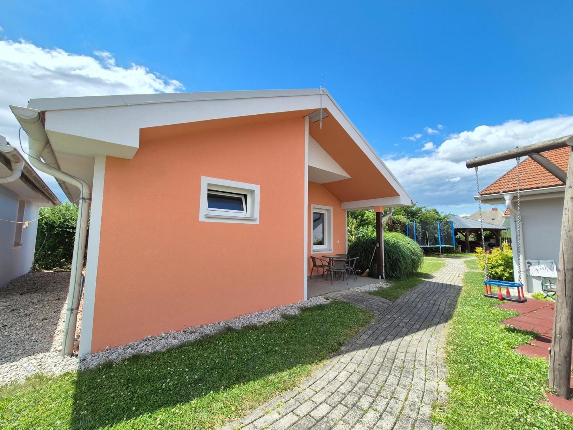 Paradies - Naehe Sonnentherme