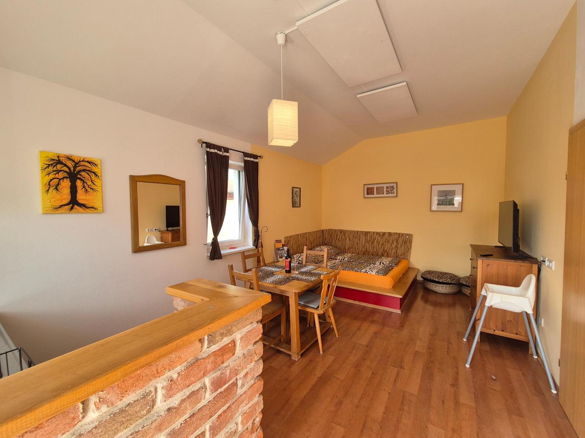 Paradies - Naehe Sonnentherme Lutzmannsburg