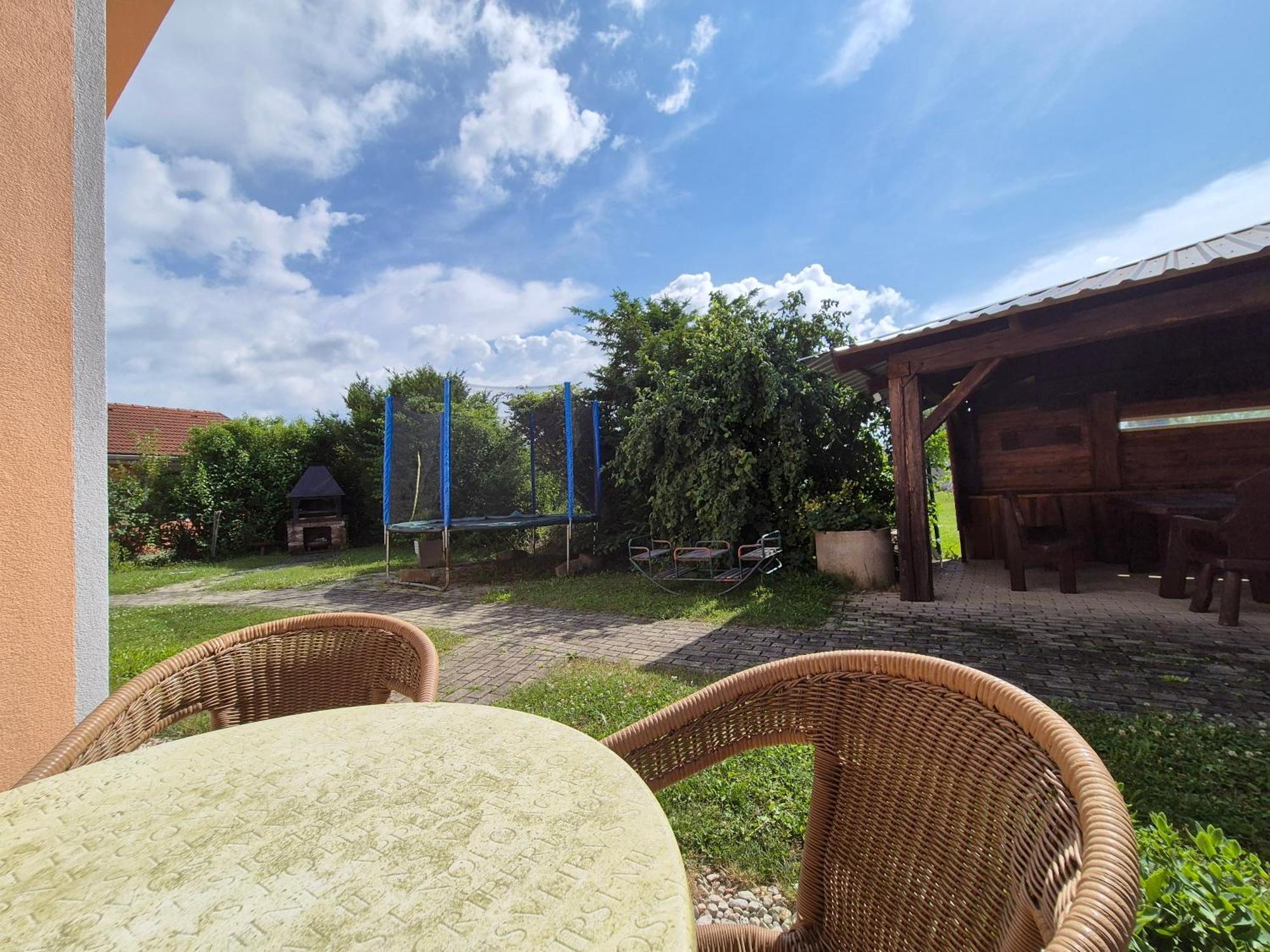 Paradies - Naehe Sonnentherme * Lutzmannsburg