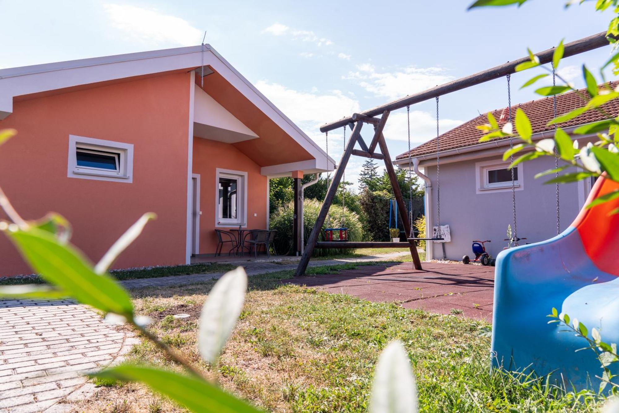 Paradies - Naehe Sonnentherme Ferienhaus Lutzmannsburg